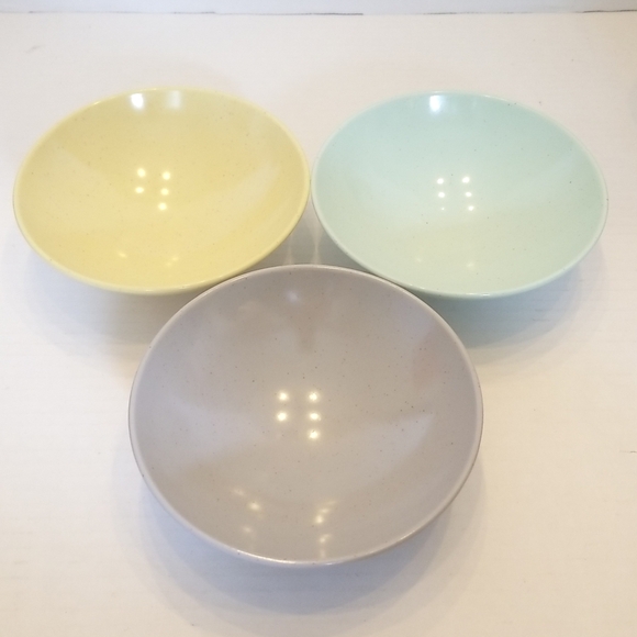 Vintage Harmony House Town & Country Pastel 3 Melmac Bowls - Picture 2 of 9